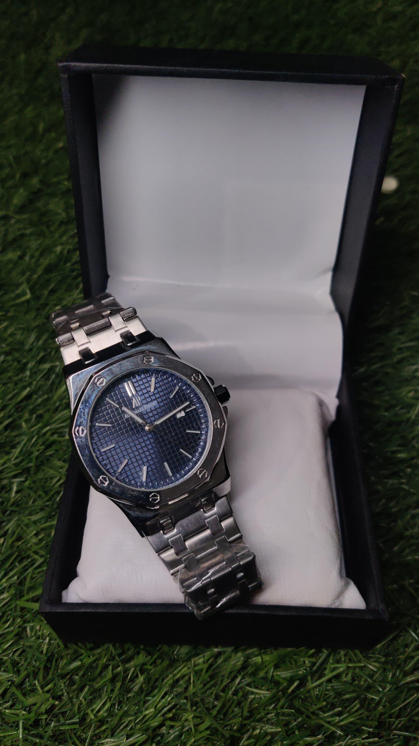 Audemars Piguet Royal Oak Selfwinding Stainless Steel Blue Dial